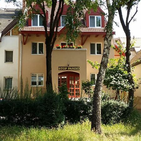 Stop Panzio Debrecen Exterior photo