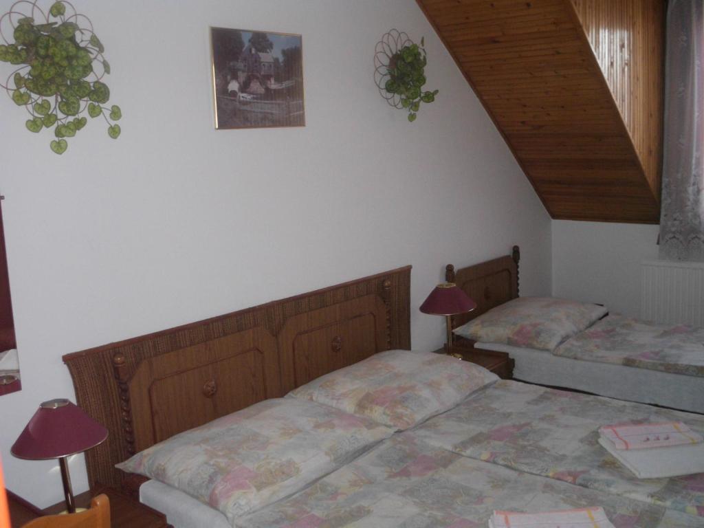Stop Panzio Debrecen Room photo